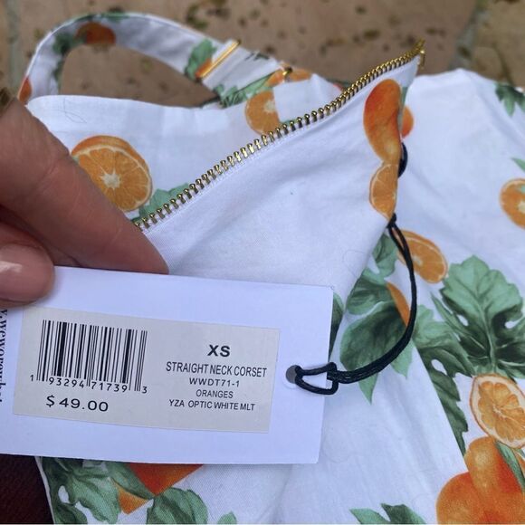 WeWoreWhat Orange Fruit Print Straight Neck Corset Crop Top size XS NWT - Picture 4 of 12